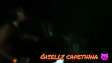 Chupando pirocas no gloryholle com *Bela Índia Prime* e *Valeska Boca de Veludo* vídeo completo no Red