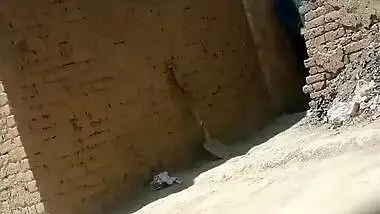 Desi sex video of a slut wife in hijab outdoor sex with her lover