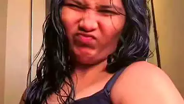 Chubby girl wears bra and new dresses before nude